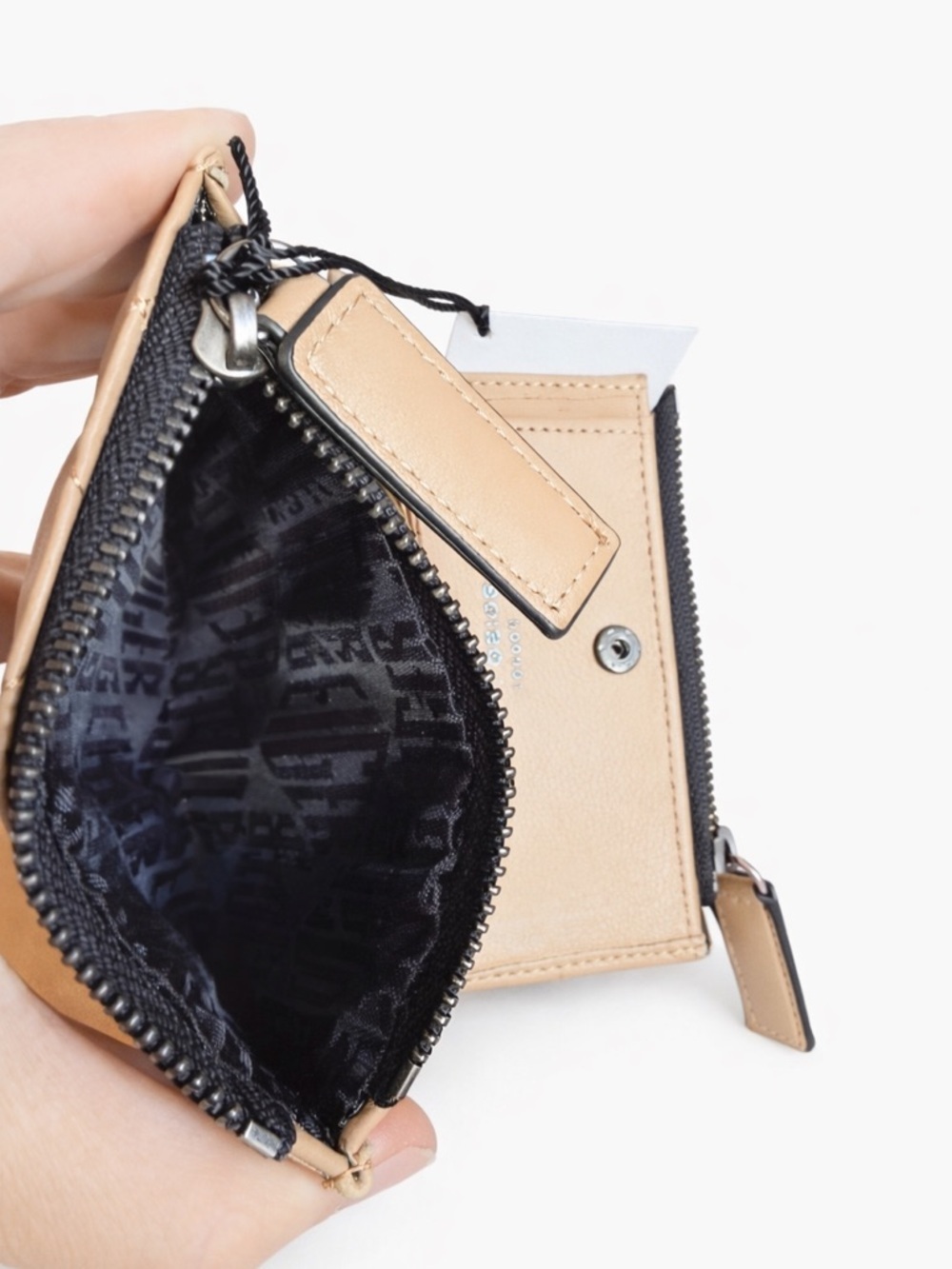 Kurt Geiger Diamond Quilted Leather Bifold Wallet - NWT - Picture 4 of 7